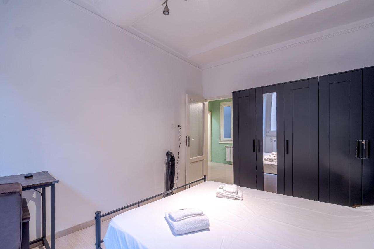 Ferienwohnung Casa Poirot Functional Flat Genua Exterior foto